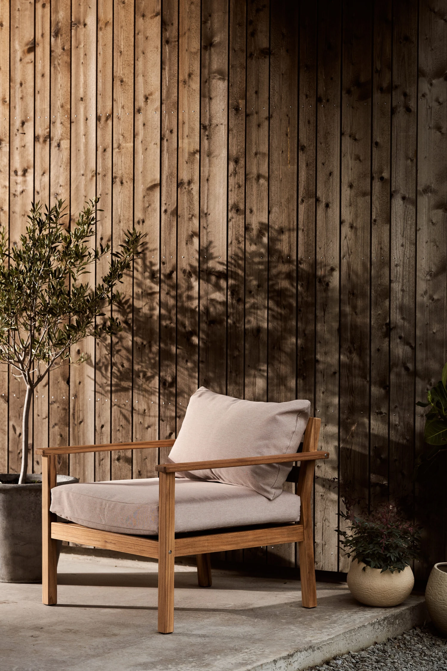 Stockaryd Lounge-nojatuoli Tiikki - Image 8